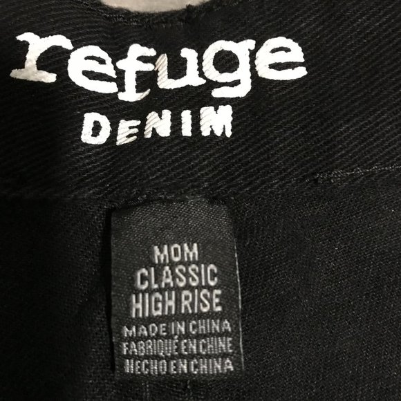Refuge Denim Women's Classic High Rise Mom Jeans Distressed Black Sz 7 NWT - Picture 5 of 6